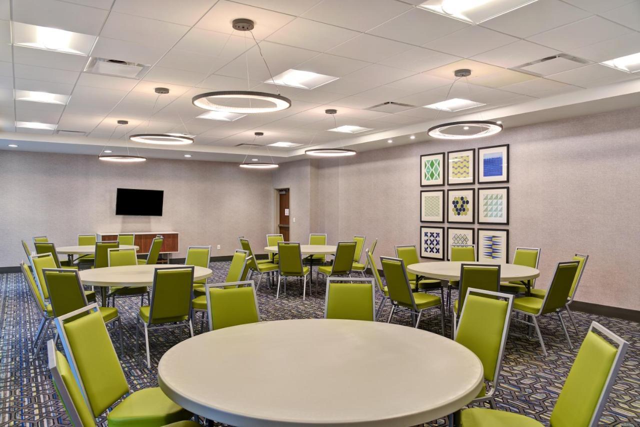Holiday Inn Express & Suites - Ottawa By Ihg מראה חיצוני תמונה